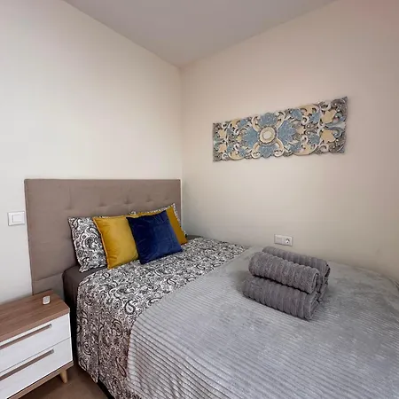 דירה Sunshine With Sea Viev