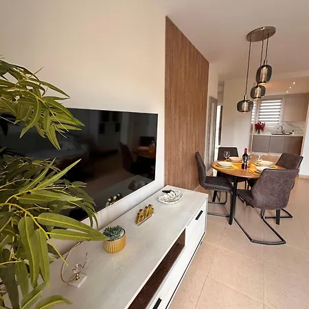 Apartment Sunshine With Sea Viev *